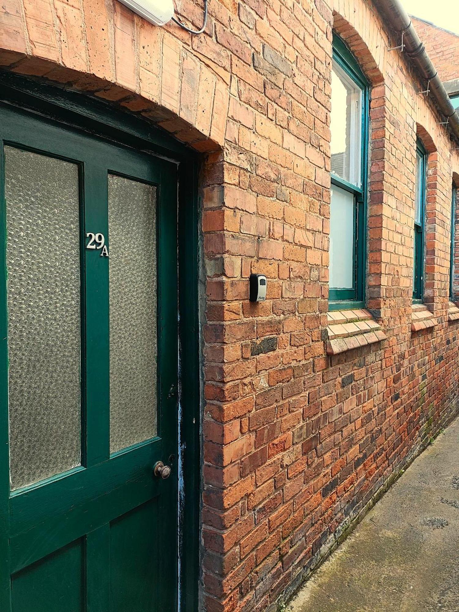Whitchurch High Street Hideaway Esterno foto